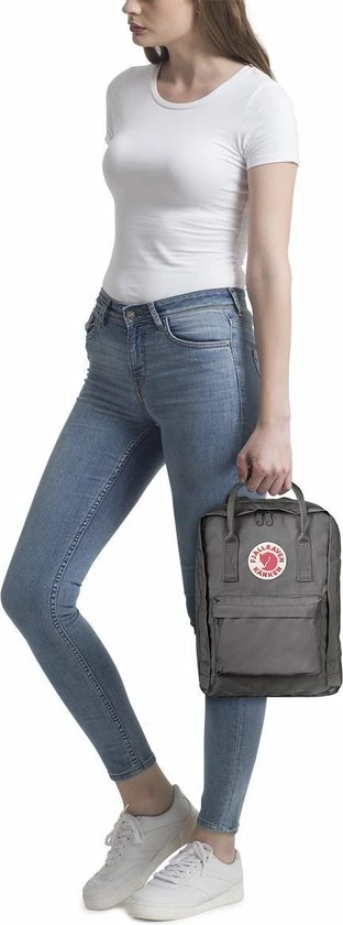 Groothandel ๐ Fjallraven Kanken Laptoprugzak 13 Inch - Super Grey ๐คฉ 7 Groothandel ๐ Fjallraven Kanken Laptoprugzak 13 Inch - Super Grey ๐คฉ - Afbeelding 5