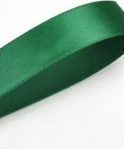 Beste Verkoop ๐ Merkloos Satijn Lint 22mm (2,2cm) | Satijnlint | Donker Groen (587) | Luxe Dubbelzijdige Kwaliteit | Cadeau Lint | Kerstlint | Rol Van 22,85 Meter ๐
