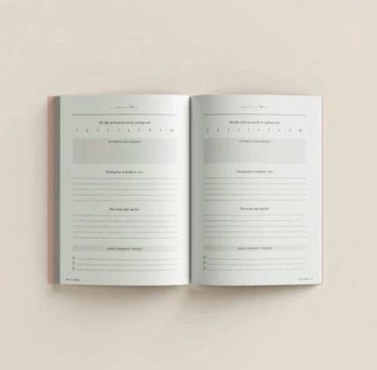 Flash-uitverkoop ๐คฉ Kelly Caresse KC Journal - Invuldagboek Volwassenen - Persoonlijke Ontwikkeling - Zelfliefde - Positieve Mindset - Inclusief Cursus ๐ 5 Flash-uitverkoop ๐คฉ Kelly Caresse KC Journal - Invuldagboek Volwassenen - Persoonlijke Ontwikkeling - Zelfliefde - Positieve Mindset - Inclusief Cursus ๐ - Afbeelding 3
