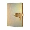 Begroting ๐ Victoria's Journals - Dagboek Met Slot En Sleutel - Hush-Hush My Secret Diary W/ Heart Lock - Premium Vegan Leer Dagboek - Hardcover - 320 Pagina's Premium Papier - 13 X 18 Cm (Iriserend Goud) ๐ฏ 2 Begroting ๐ Victoria's Journals - Dagboek Met Slot En Sleutel - Hush-Hush My Secret Diary W/ Heart Lock - Premium Vegan Leer Dagboek - Hardcover - 320 Pagina's Premium Papier - 13 X 18 Cm (Iriserend Goud) ๐ฏ -A-journal shop 550x550 62