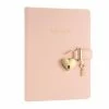 Beste recensies van ๐ Victoria's Journals - Dagboek Met Slot En Sleutel - Hush-Hush My Secret Diary W/ Heart Lock - Premium Vegan Leer Dagboek - Hardcover - 320 Pagina's Premium Papier - 13 X 18 Cm (Pastel Roze) ๐ 2 Beste recensies van ๐ Victoria's Journals - Dagboek Met Slot En Sleutel - Hush-Hush My Secret Diary W/ Heart Lock - Premium Vegan Leer Dagboek - Hardcover - 320 Pagina's Premium Papier - 13 X 18 Cm (Pastel Roze) ๐ -A-journal shop 550x550 812