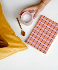 Flash-uitverkoop ⌛ A-journal Dagboek - Daily Journal - 5 Minuten Dagboek - Oranje Lila Blauwe Ruit ⌛ 12 Flash-uitverkoop ⌛ A-journal Dagboek - Daily Journal - 5 Minuten Dagboek - Oranje Lila Blauwe Ruit ⌛ -A-journal shop 550x550 859