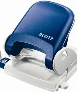 Goedkoop ๐ Leitz NeXXt Metalen Bureau Perforator - Perforeert Tot 30 Vel - Voor Mappen En Ringbanden - Blauw ๐ 24 Goedkoop ๐ Leitz NeXXt Metalen Bureau Perforator - Perforeert Tot 30 Vel - Voor Mappen En Ringbanden - Blauw ๐ -A-journal shop 550x568 1